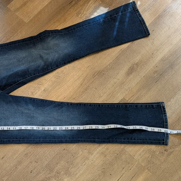 Aeropstale Athletic Straight Blue Jeans. Size 29/32 - Picture 7 of 7